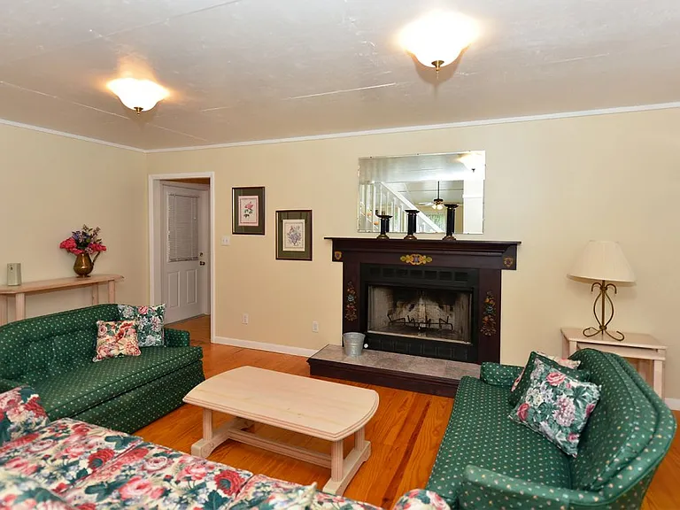 8260 Ibis St — Photo 9