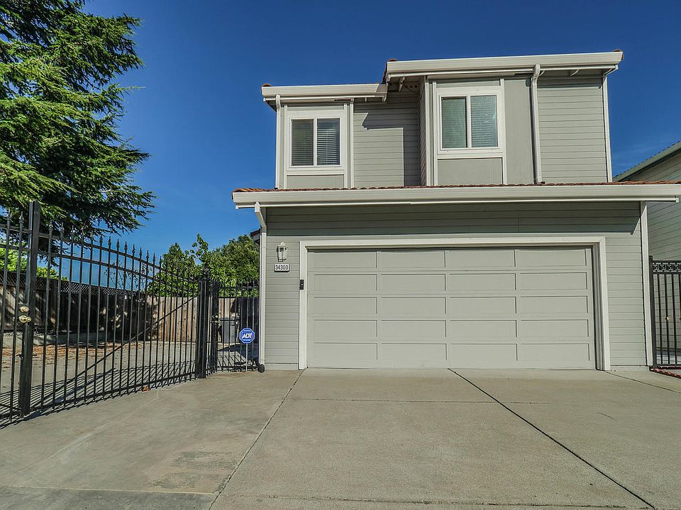 1st image of 34300 Siward Dr