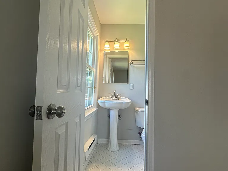 703 Kentland Dr — Photo 26