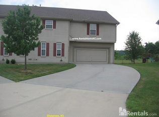 5215 Woodland Dr, Shawnee, KS 66218