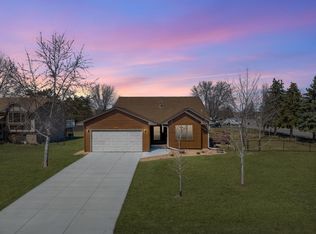 8410 115th Ln N, Champlin, MN 55316