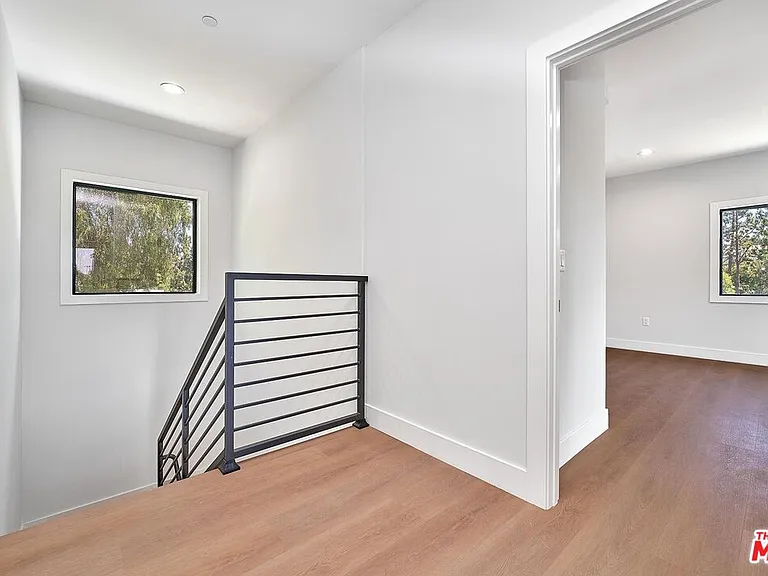102 Marion Blvd — Photo 17