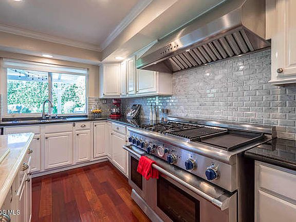 4th image of 5715 Willowtree Dr