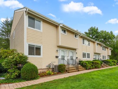 75 Cos Cob Ave APT 10, Greenwich, CT, 06807