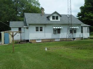 15403 Thorn Rd, Culver, IN 46511