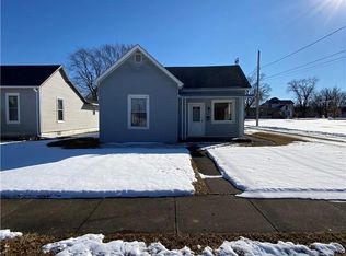 213 E Jackson Ave, Chrisman, IL 61924