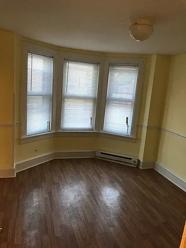 531 Robeson St #2R Photo 1
