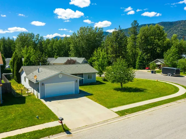 1317 Kinnikinnik Ave, Sandpoint, ID 83864