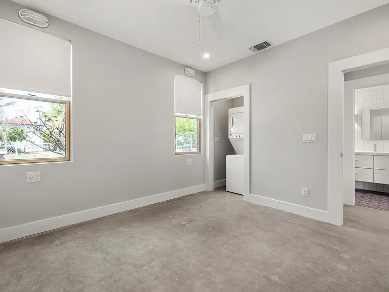 126 Boston St #201 — Photo 10