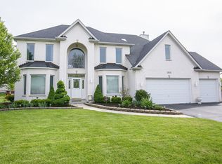 2815 Lobelia Cir, Naperville, IL 60564