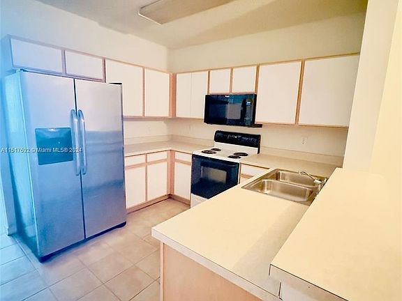 4th image of 10408 Heron Lake Dr