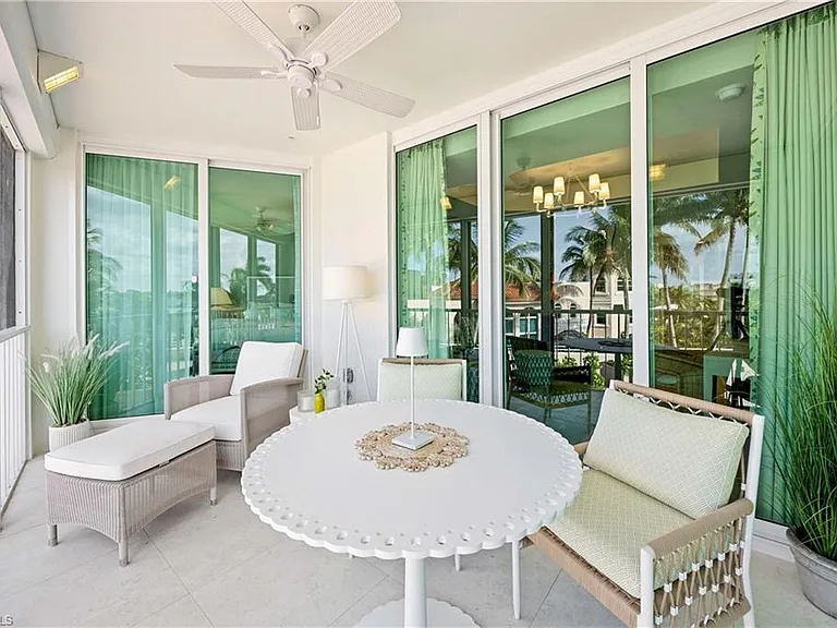 3971 Gulf Shore Blvd N #401 — Photo 36