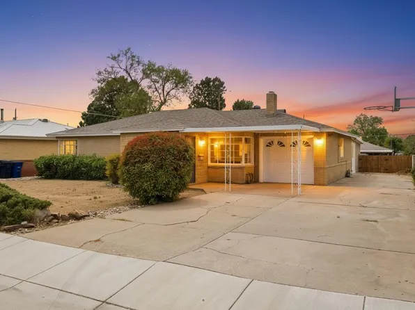 1933 Vermont St NE, Albuquerque, NM 87110