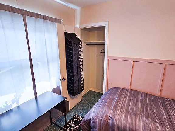 4th image of 1855 Eastbrook Blvd #2
