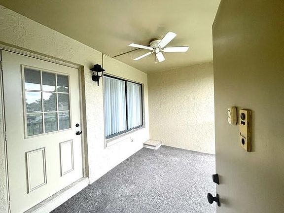 2nd image of 507 Shady Pine Way APT D2