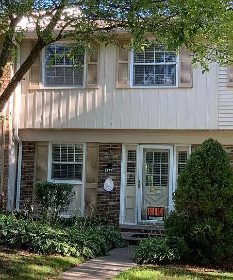 1555 Brentwood Dr #149 — Photo 3