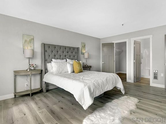3rd image of 4015 Crown Point Dr Unit 110