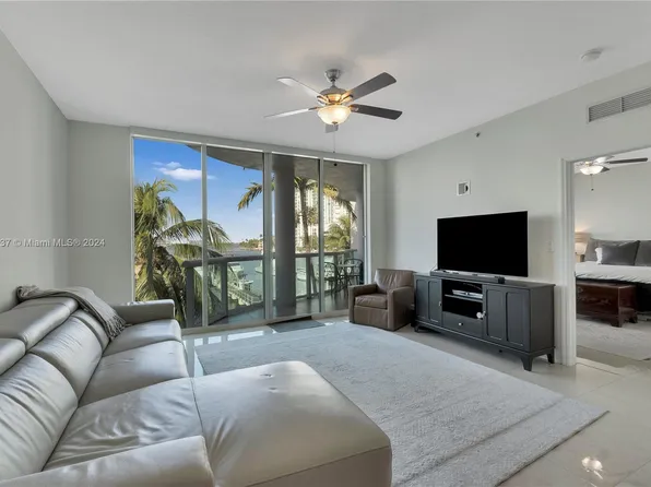 7914 Harbor Island Dr APT 204, North Bay Village, FL 33141