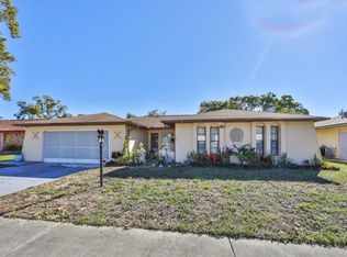 10947 Peppertree Ln, Port Richey, FL 34668