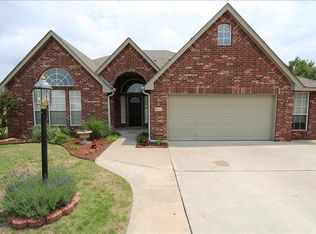 833 E Vancouver St, Broken Arrow, OK 74012