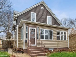 106 Roosevelt St, La Porte, IN 46350