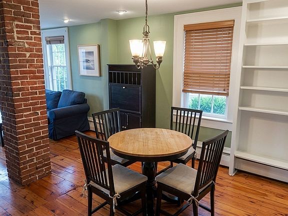 4th image of 19 Rowland St #1