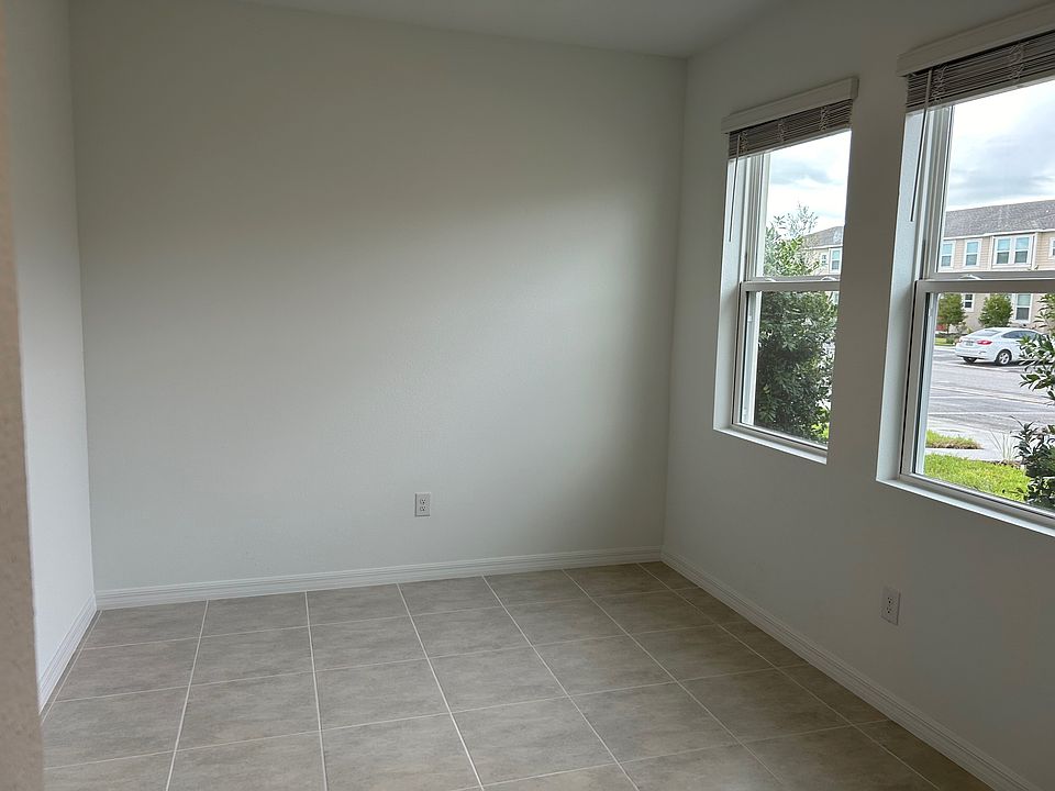Dining / Office / Game Room