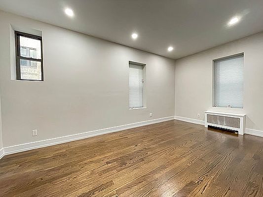 4th image of 645 Ocean Ave