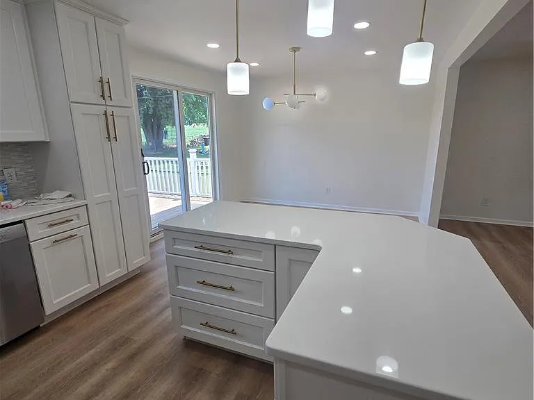 965 Hill Dr — Photo 7