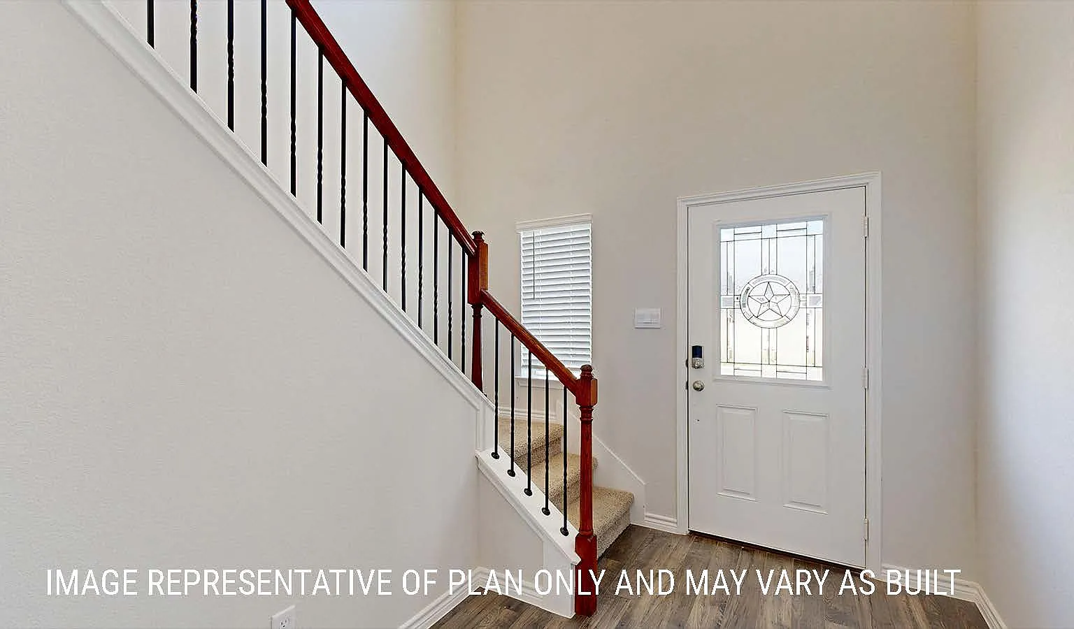 5 bed, 2.5 bath, 2572 sqft, $2,750 — Photo 2