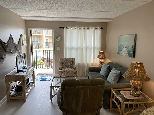115 E Coronado Dr Photo 1