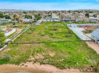 8 Eucalyptus St #18, Hesperia, CA 92345