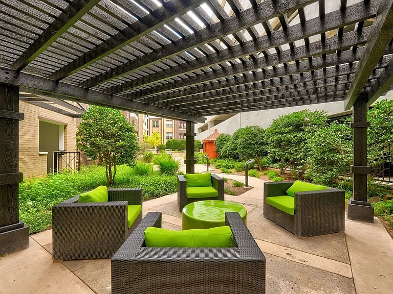 The Edge at Midtown — Photo 26