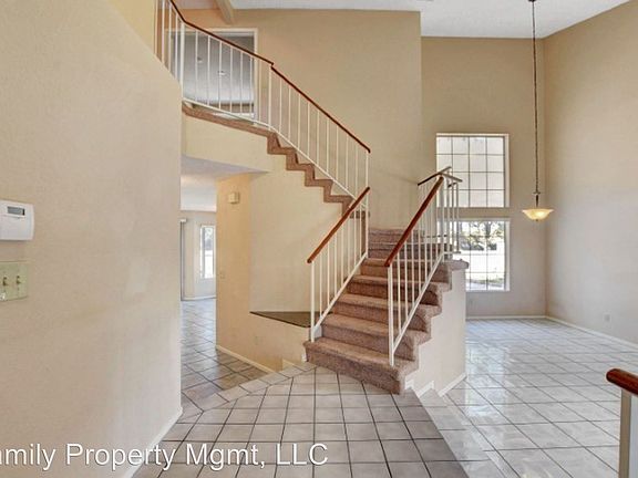 4th image of 1415 Harmony Hill Dr