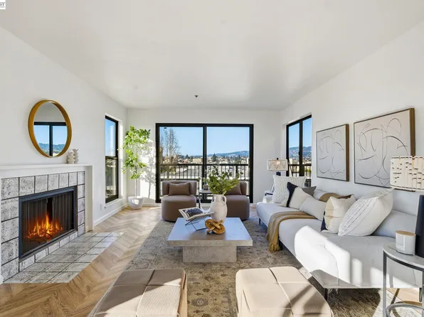 322 Hanover Ave APT 513, Oakland, CA 94606