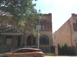 3149 S Giles Ave, Chicago, IL 60616