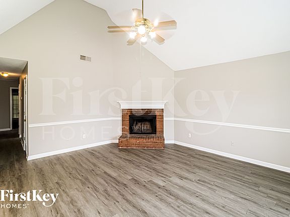 3rd image of 6856 Meadow Chase Ln