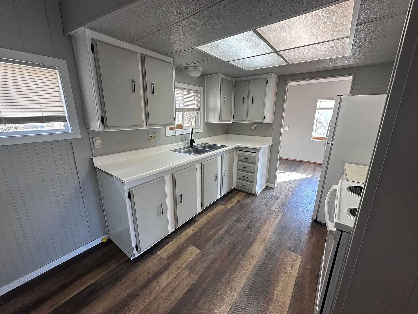 2bed 1bath — Photo 2