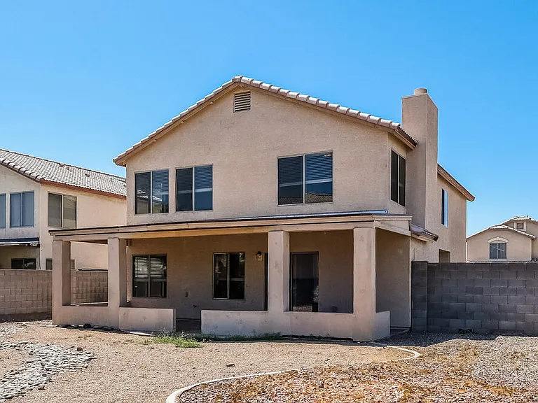 10438 W Georgia Ave — Photo 17