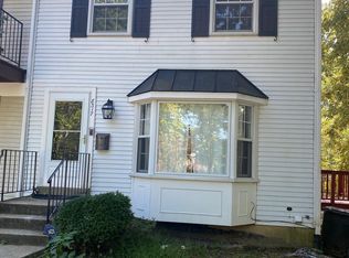 8317 Snowden Oaks Pl, Laurel, MD 20708