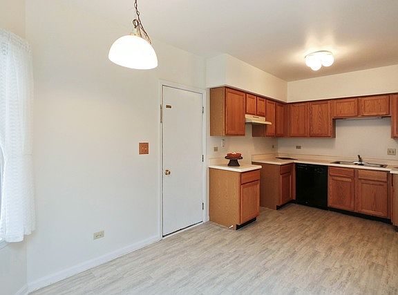 5th image of 13302 W Heiden Cir