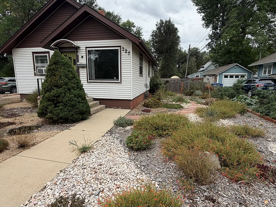 327 6th Ave