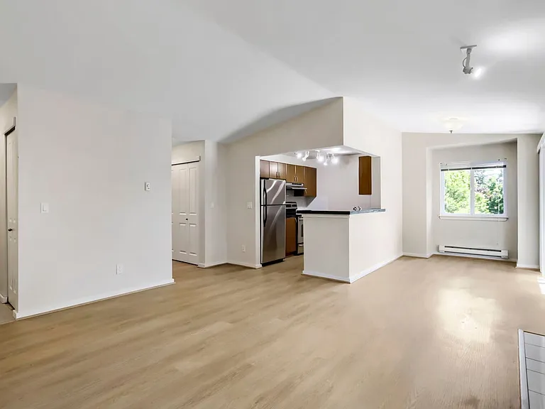 15415 35th Ave W #F301 — Photo 2