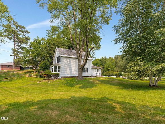 3rd image of 241 Sand Creek Road