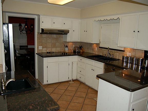 4th image of 6234 Lynbrook Dr