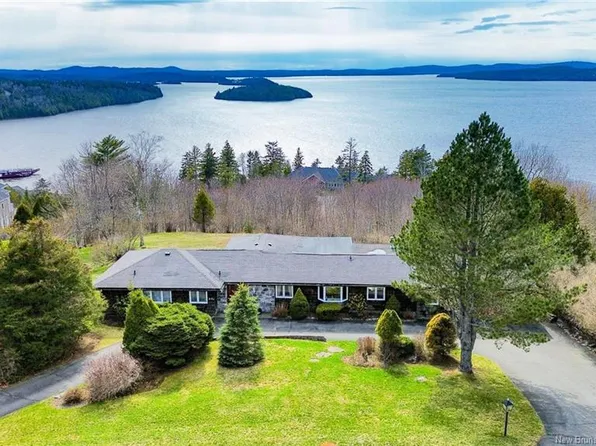 80 Westmount Dr, Saint John, NB E2K 5G2