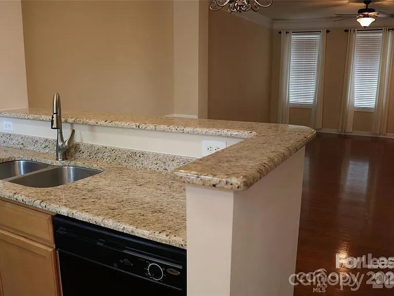 9806 Longstone Ln — Photo 14
