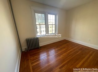 31 Park Dr, Boston, MA 02215