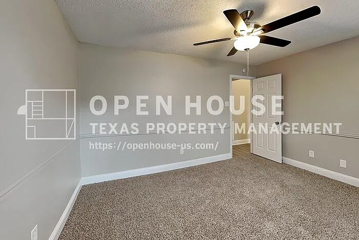 8201 Weatherly Dr — Photo 14
