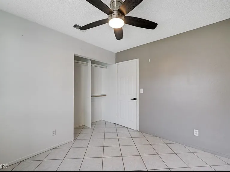 2268 Welsey Manor Dr — Photo 14